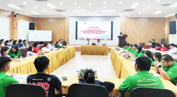 Bộ Tư pháp tập huấn pháp luật nhằm nâng cao nhận thức cho người khuyết tật Bộ Tư pháp tập huấn pháp luật nhằm nâng cao nhận thức cho người khuyết tật