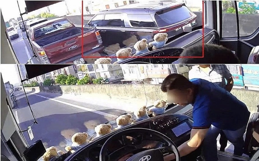 Ảnh chụp màn hình camera ghi lại sự việc. Ảnh chụp màn hình camera ghi lại sự việc.