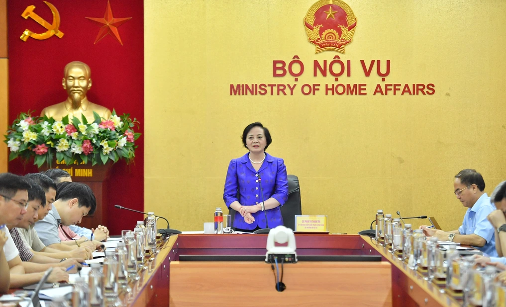 Bộ Nội vụ lựa chọn 34 cán bộ có năng lực, trình độ về hỗ trợ các địa phương