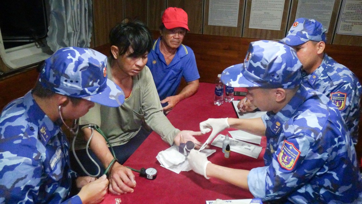 Lực lượng Vùng Cảnh sát biển 4 lập thành tích chào mừng Đại hội Đảng bộ Cảnh sát biển Việt Nam lần thứ VI