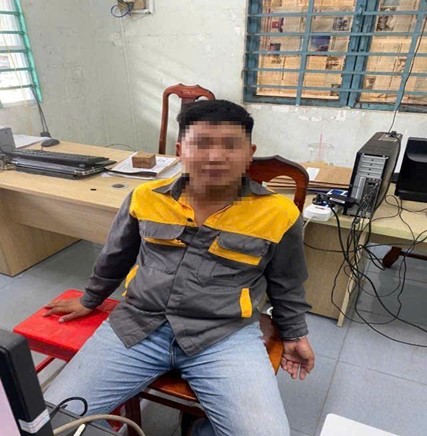 Bắt quả tang đối tượng cho vay lãi nặng, đe dọa con nợ Bắt quả tang đối tượng cho vay lãi nặng, đe dọa con nợ