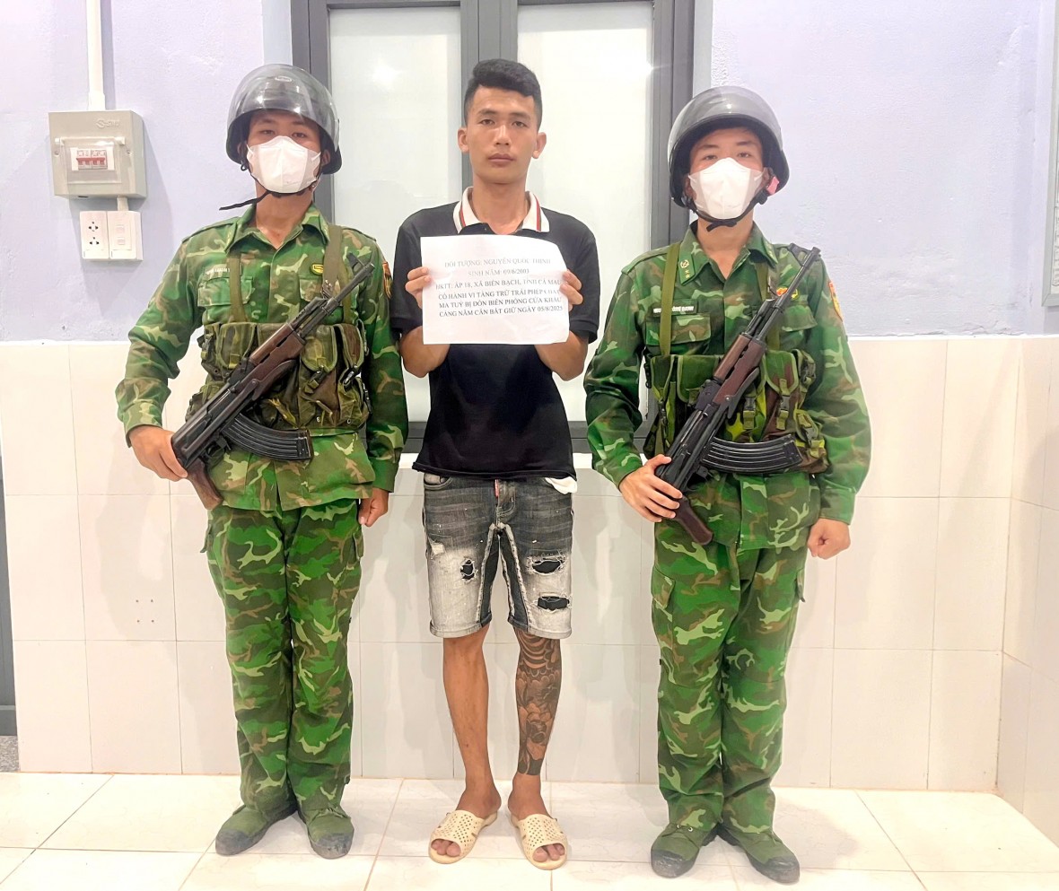 Cà Mau: Phát hiện đối tượng tàng trữ ma túy đá tại khu vực biên giới biển