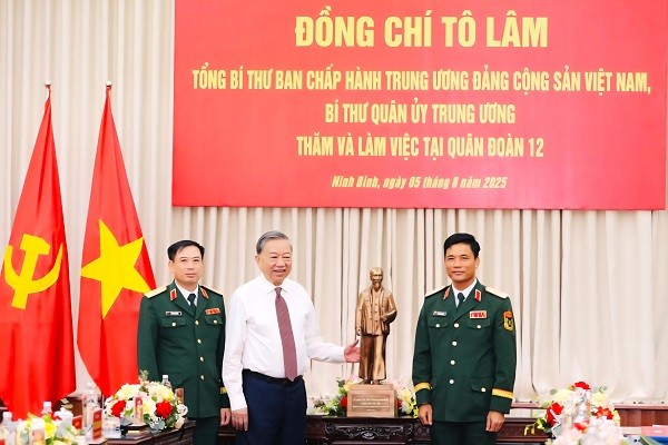 Tổng Bí thư Tô Lâm thăm và làm việc với Quân đoàn 12