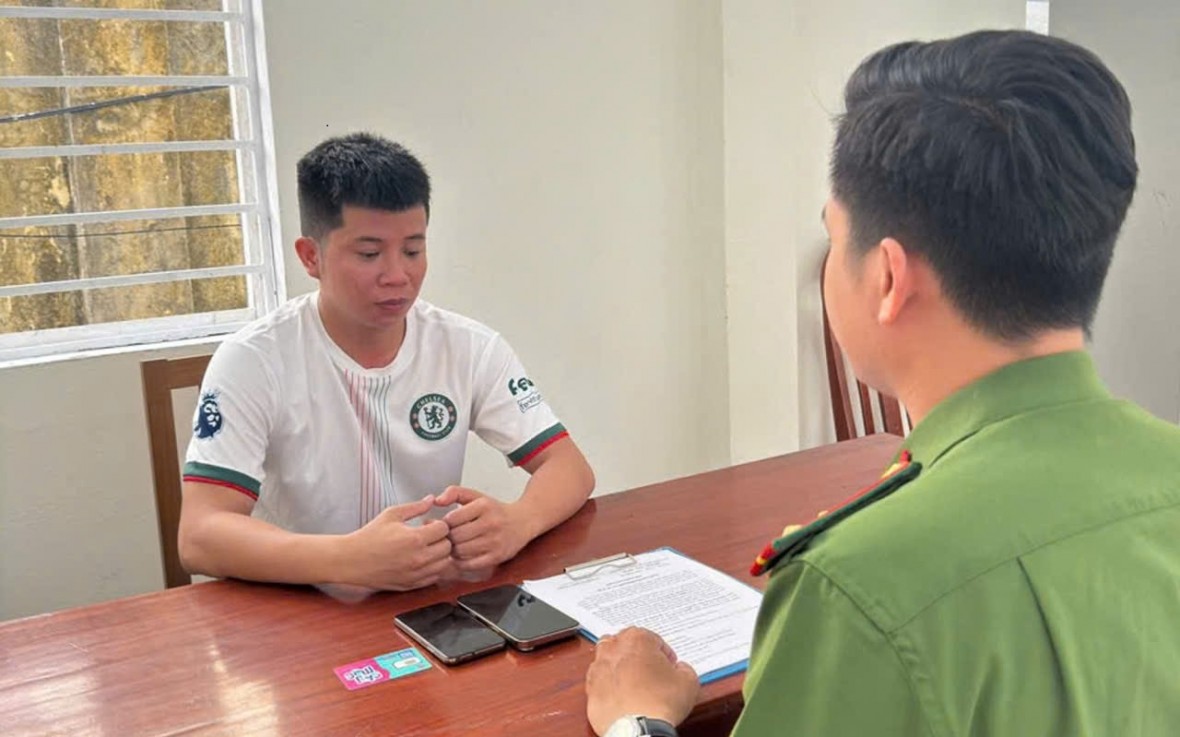 Nguyễn Ngọc Anh tại Cơ quan CSĐT - Ảnh Công an TP Đà Nẵng.