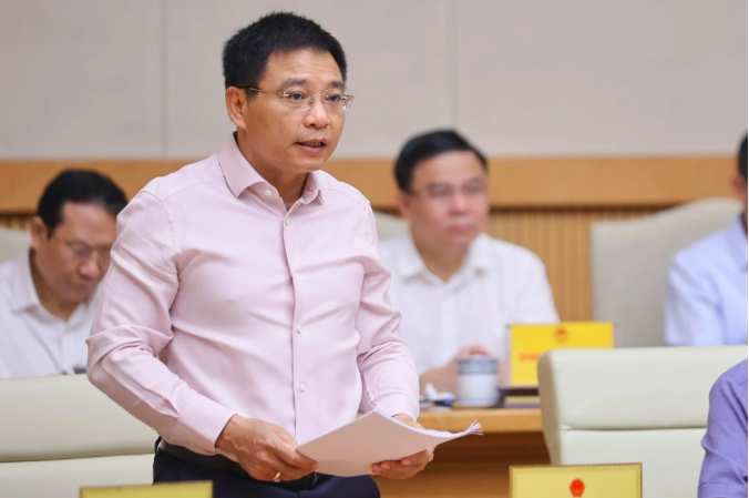 Bộ trưởng Tài chính Nguyễn Văn Thắng báo cáo tình hình kinh tế xã hội tháng 7 và 7 tháng qua (Ảnh: Đoàn Bắc). Bộ trưởng Tài chính Nguyễn Văn Thắng báo cáo tình hình kinh tế xã hội tháng 7 và 7 tháng qua (Ảnh: Đoàn Bắc).