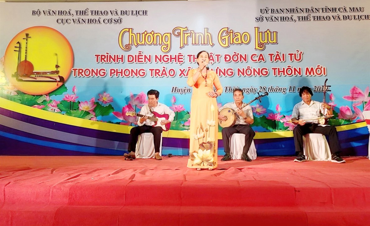 Cà Mau: Xây dựng mô hình Đờn ca tài tử gắn với du lịch Làng Rừng