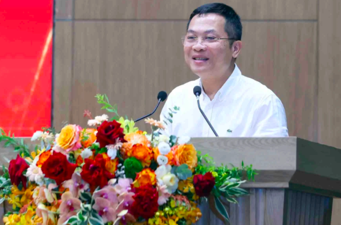 Ông Nguyễn Hồng Sâm, Tổng Giám đốc Cổng TTĐT Chính phủ phát biểu tại Lễ ra mắt.