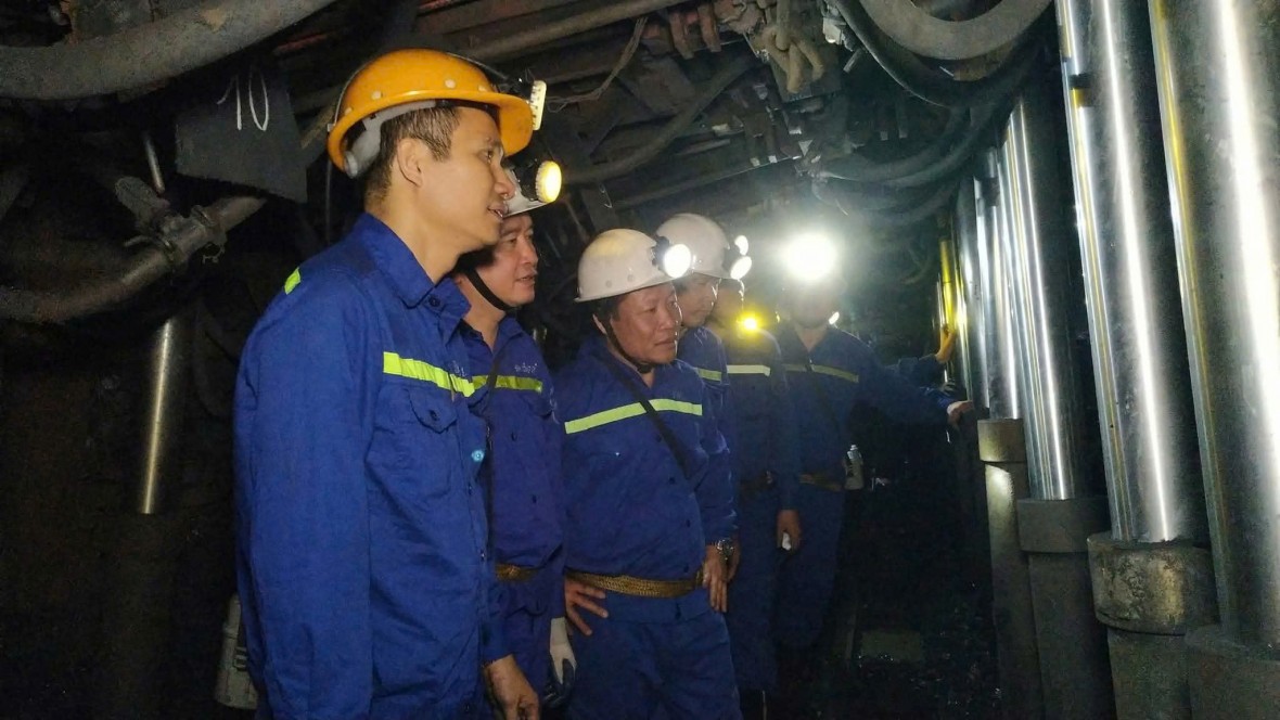 Than Khe Chàm bứt phá sản xuất, đảm bảo thu nhập cao cho người lao động