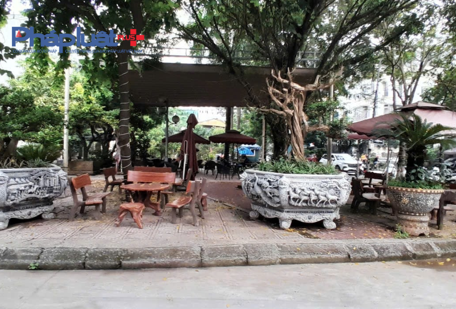 Đất công cộng bị sử dụng sai mục đích tại Tứ Hiệp xã Thanh Trì Đất công cộng bị sử dụng sai mục đích tại Tứ Hiệp xã Thanh Trì