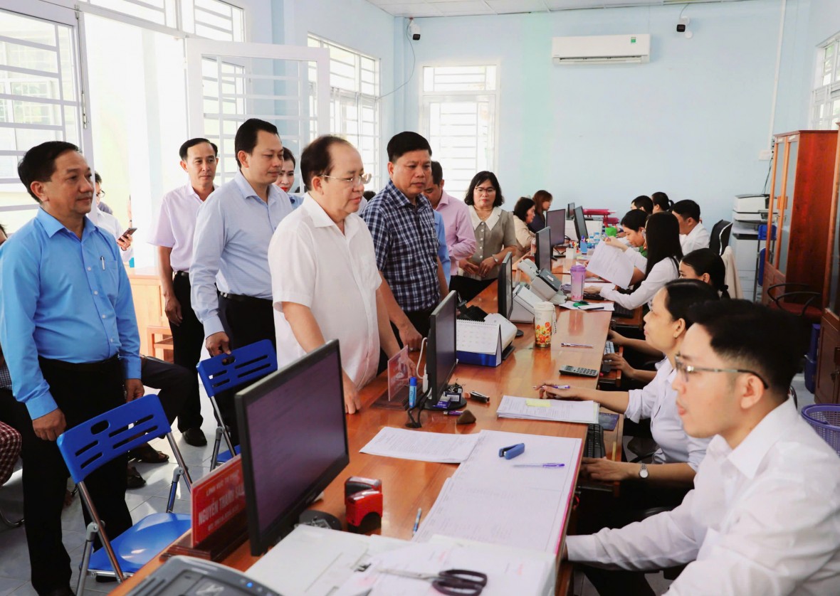 An Giang nỗ lực cải thiện chỉ số SIPAS vì một nền hành chính lấy sự hài lòng của người dân làm chuẩn mực An Giang nỗ lực cải thiện chỉ số SIPAS vì một nền hành chính lấy sự hài lòng của người dân làm chuẩn mực