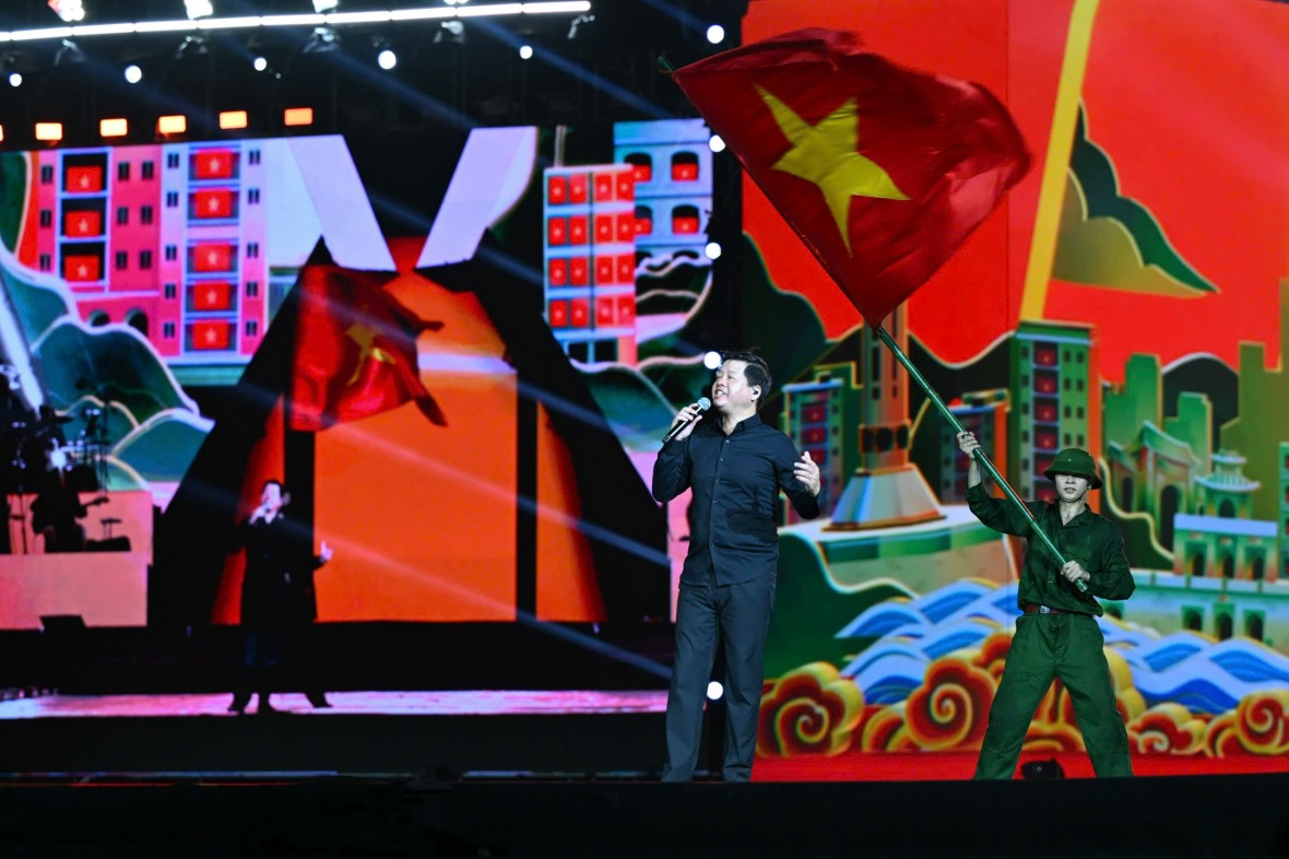 Mỹ Đình rực sáng, sẵn sàng cho đêm diễn 