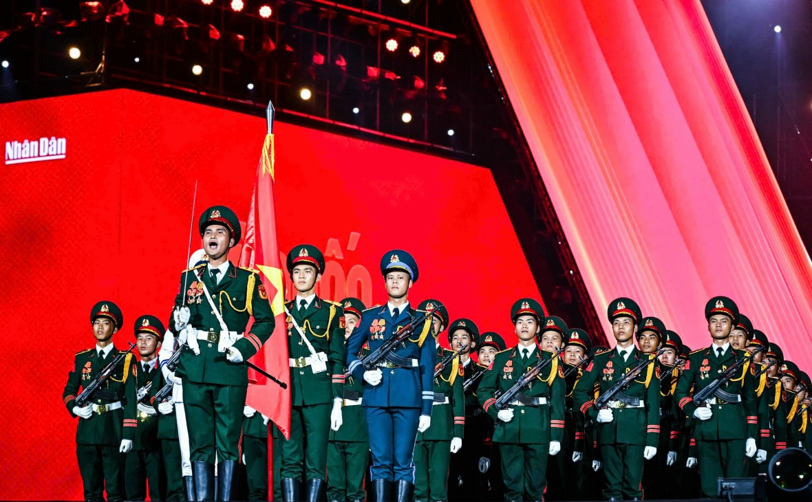 Mỹ Đình rực sáng, sẵn sàng cho đêm diễn 