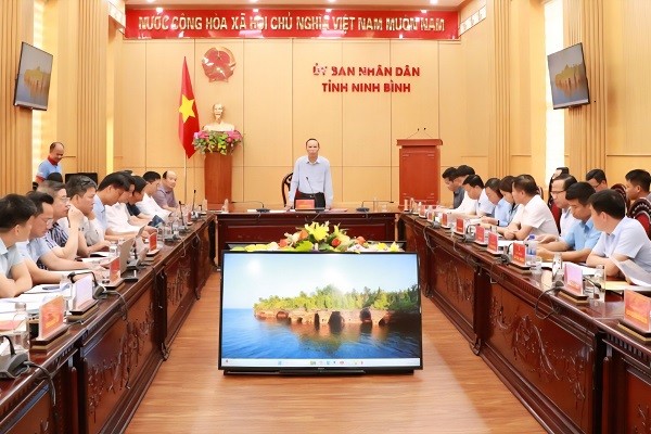 Đoàn công tác của Bộ Nông nghiệp và Môi trường làm việc tại Ninh Bình