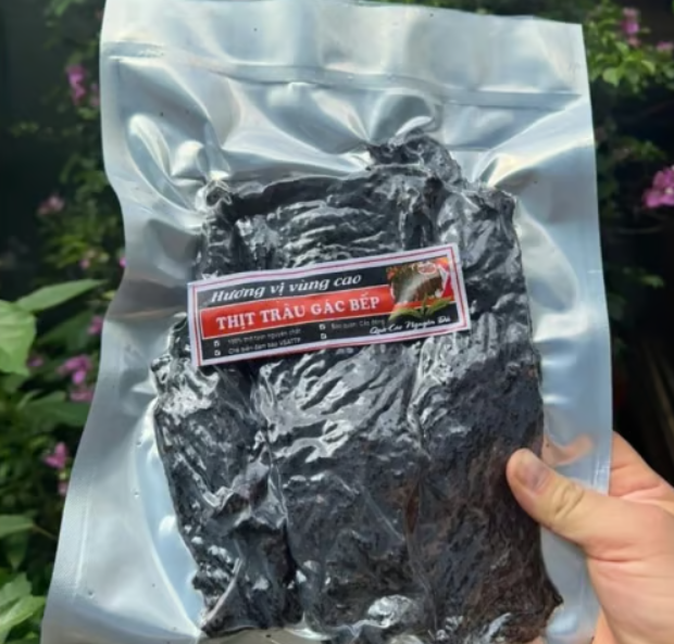 Thịt trâu gác bếp của MQ FOOD được rao bán trên thị trường. Thịt trâu gác bếp của MQ FOOD được rao bán trên thị trường.