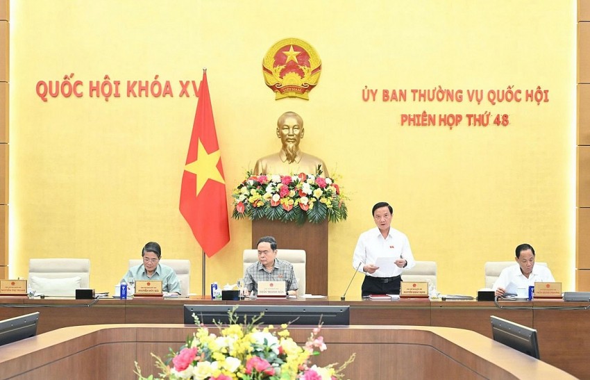 Quang cảnh phiên họp