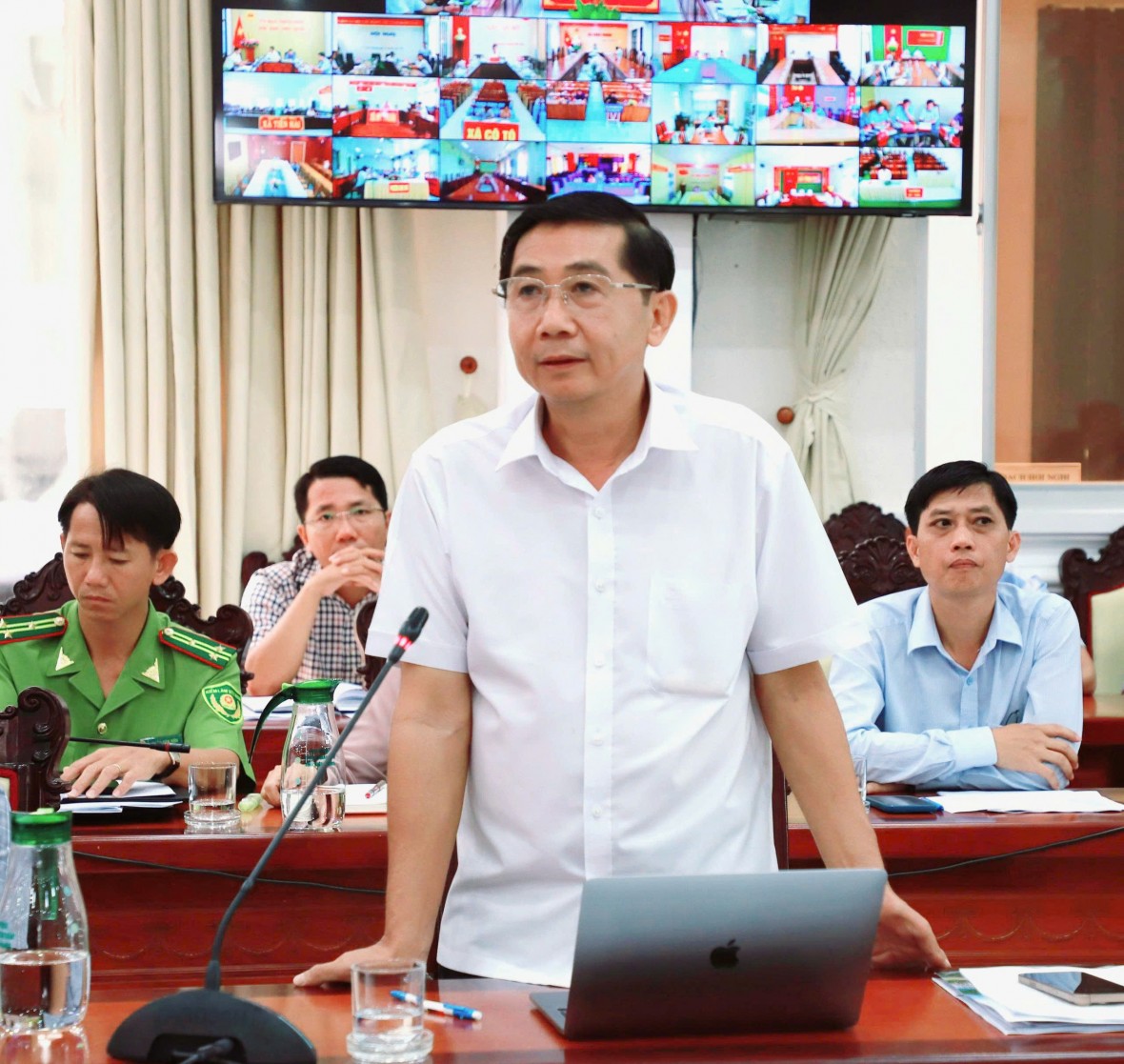 An Giang tăng tốc giải ngân vốn đầu tư công theo nguyên tắc “6 rõ” của Thủ tướng Chính phủ An Giang tăng tốc giải ngân vốn đầu tư công theo nguyên tắc “6 rõ” của Thủ tướng Chính phủ