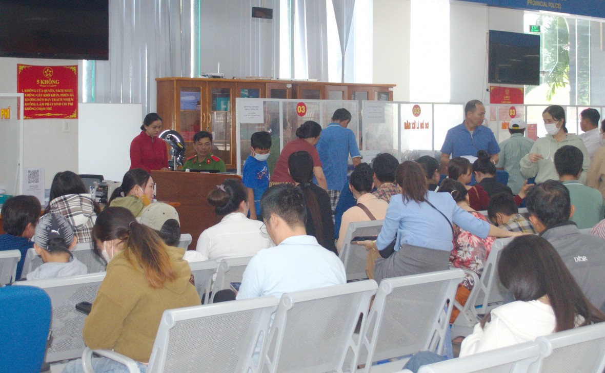 Cà Mau: Quyết liệt cải thiện chỉ số PCI, tạo lập môi trường đầu tư minh bạch, hiệu quả Cà Mau: Quyết liệt cải thiện chỉ số PCI, tạo lập môi trường đầu tư minh bạch, hiệu quả