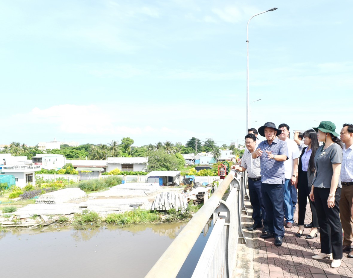 Cà Mau: Tăng tốc giải ngân vốn đầu tư công, tháo gỡ vướng mắc tại các dự án trọng điểm Cà Mau: Tăng tốc giải ngân vốn đầu tư công, tháo gỡ vướng mắc tại các dự án trọng điểm
