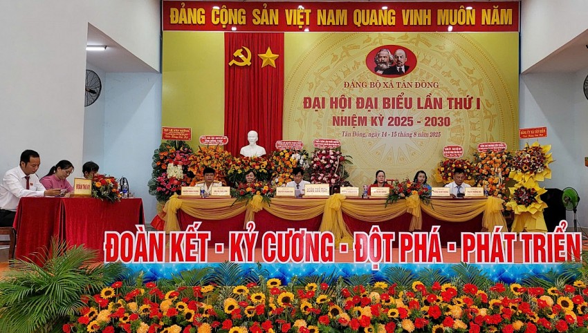 Đảng bộ xã Tân Đông (Đồng Tháp) khởi đầu nhiệm kỳ mới với 13 chỉ tiêu chủ yếu và 2 khâu đột phá chiến lược