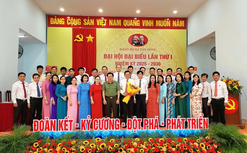 Đảng bộ xã Tân Đông (Đồng Tháp) khởi đầu nhiệm kỳ mới với 13 chỉ tiêu chủ yếu và 2 khâu đột phá chiến lược
