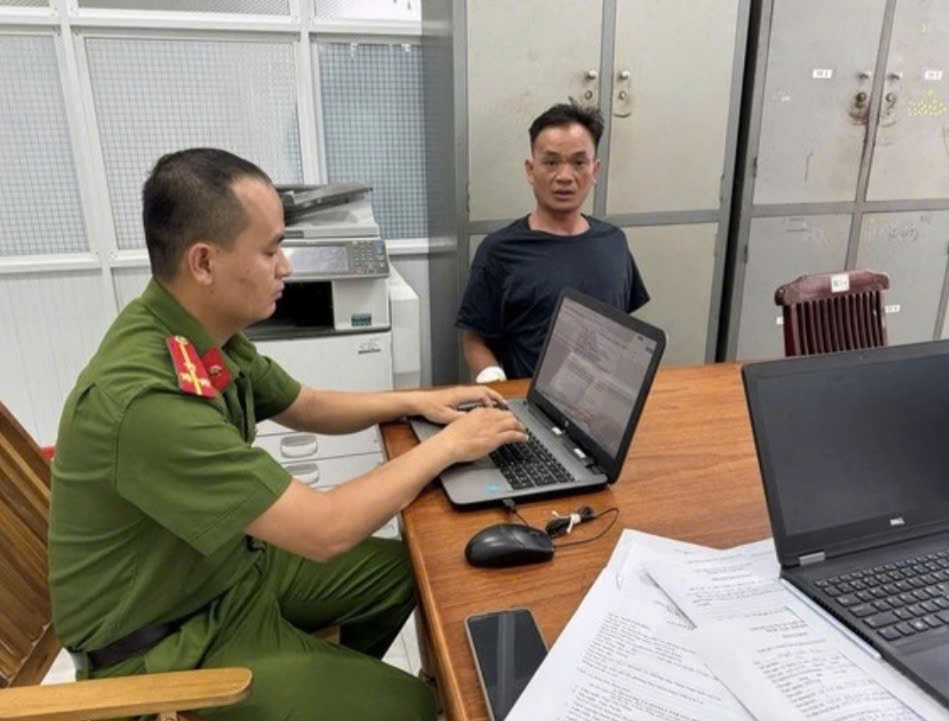 Vừa chấp hành xong án giết người, đối tượng ở Gia Lai lại tấn công CSGT Vừa chấp hành xong án giết người, đối tượng ở Gia Lai lại tấn công CSGT