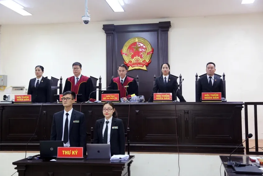 Hội đồng xét xử. Ảnh: UBND TP HCM Hội đồng xét xử. Ảnh: UBND TP HCM