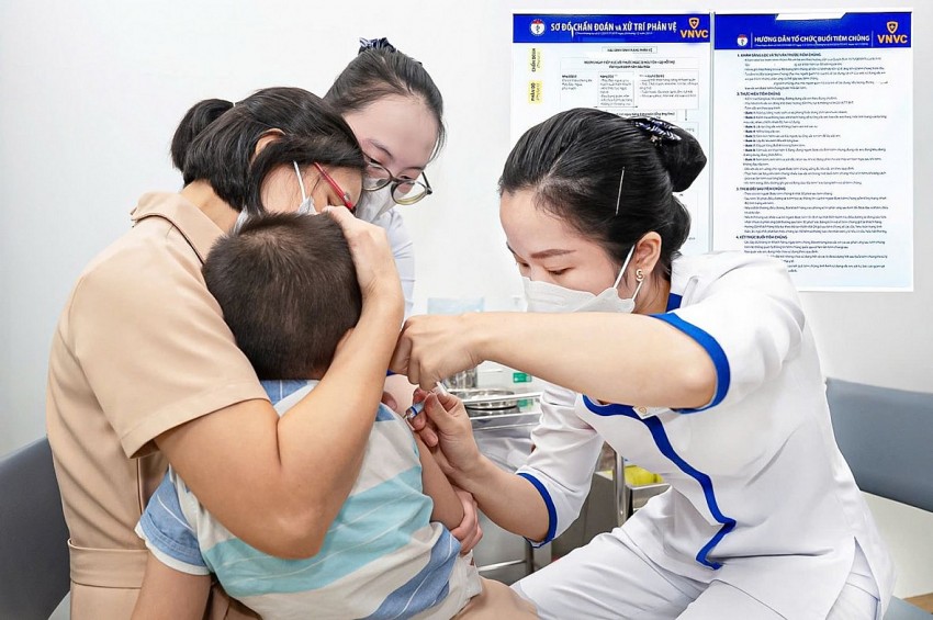 Lần đầu tiên Việt Nam có vaccine phòng bệnh não mô cầu dành cho trẻ dưới 6 tuần tuổi