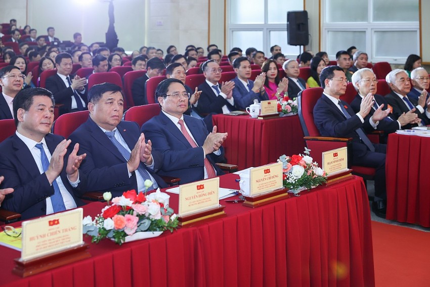 Thủ tướng: 'Con đường tất yếu' để Việt Nam vươn lên, trở thành nước phát triển, giàu mạnh