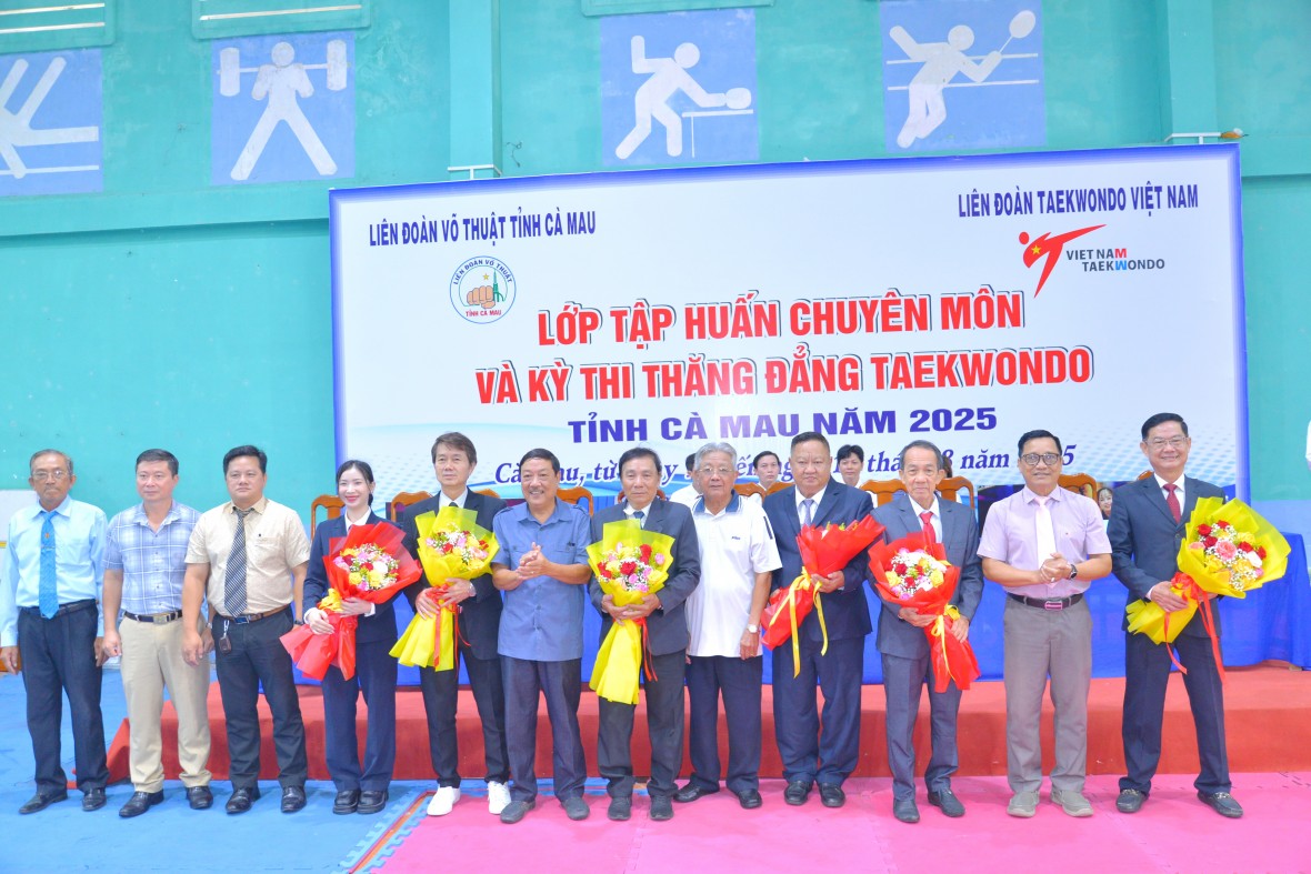 Gần 700 võ sinh ở Cà Mau tham gia Kỳ thi thăng đẳng Taekwondo năm 2025