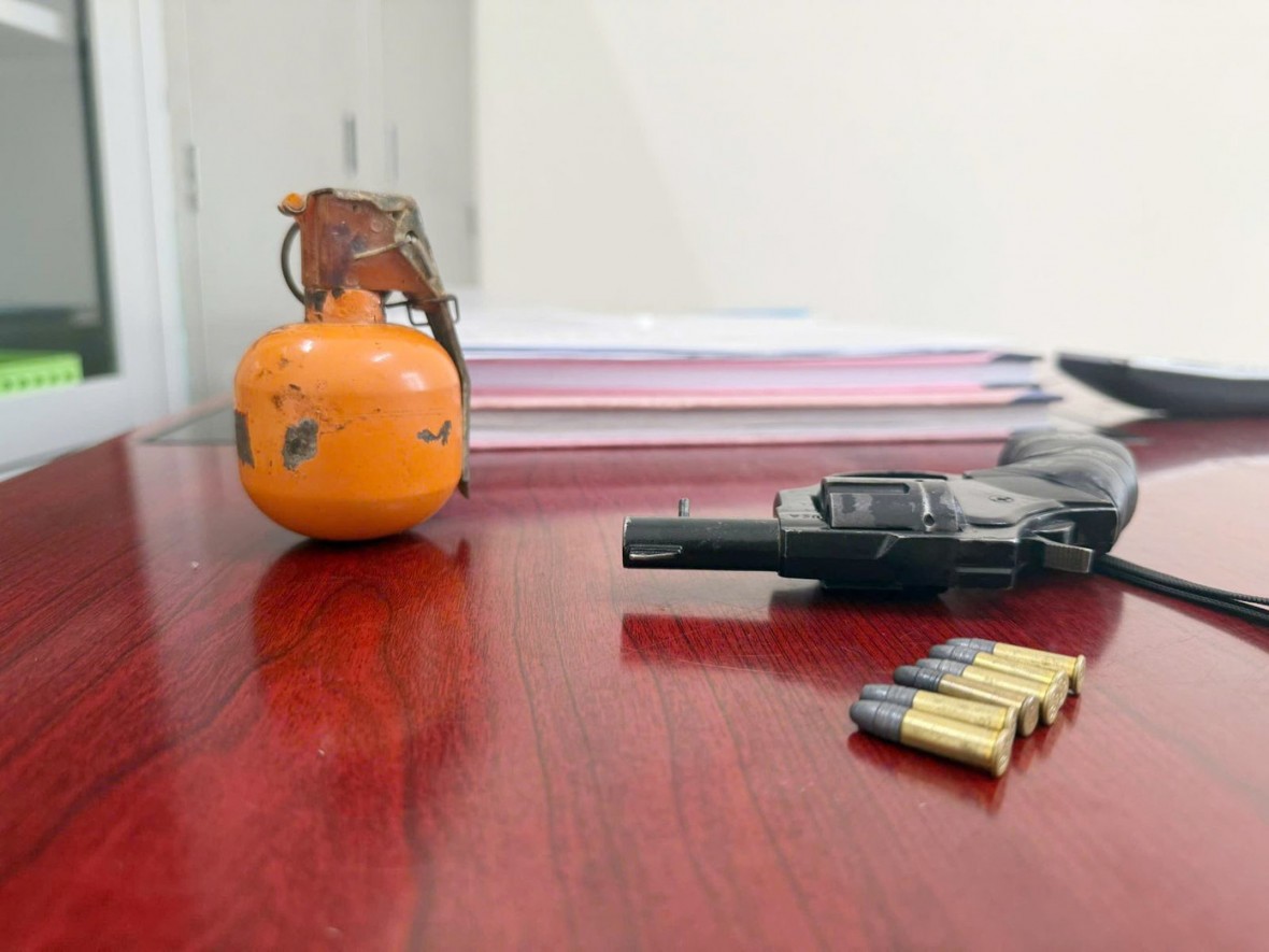 Bắt đối tượng tàng trữ súng và lựu đạn tại Bắc Ninh