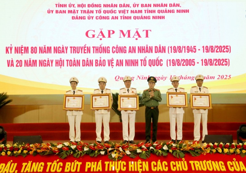 Quảng Ninh kỷ niệm 80 năm lực lượng CAND, tôn vinh những chiến công thầm lặng