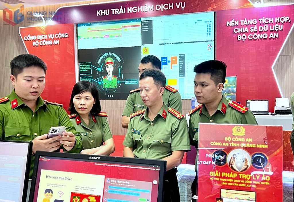 Công an Quảng Ninh bứt phá chuyển đổi số, nâng cao hiệu quả phục vụ dân Công an Quảng Ninh bứt phá chuyển đổi số, nâng cao hiệu quả phục vụ dân