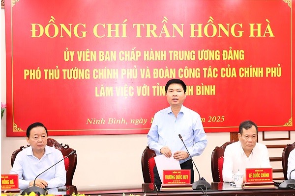 Phó Thủ tướng Chính phủ Trần Hồng Hà làm việc với tỉnh Ninh Bình Phó Thủ tướng Chính phủ Trần Hồng Hà làm việc với tỉnh Ninh Bình