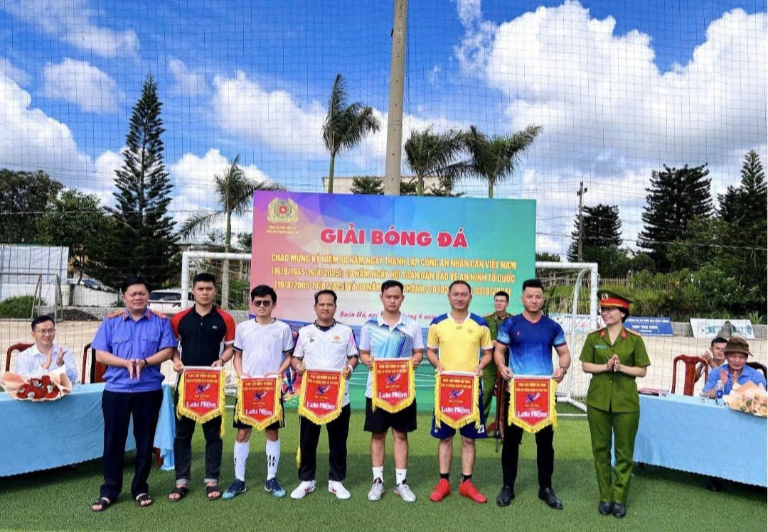 Dấu ấn đậm nét của Công an phường Buôn Hồ khi thực hiện Chính quyền địa phương 2 cấp