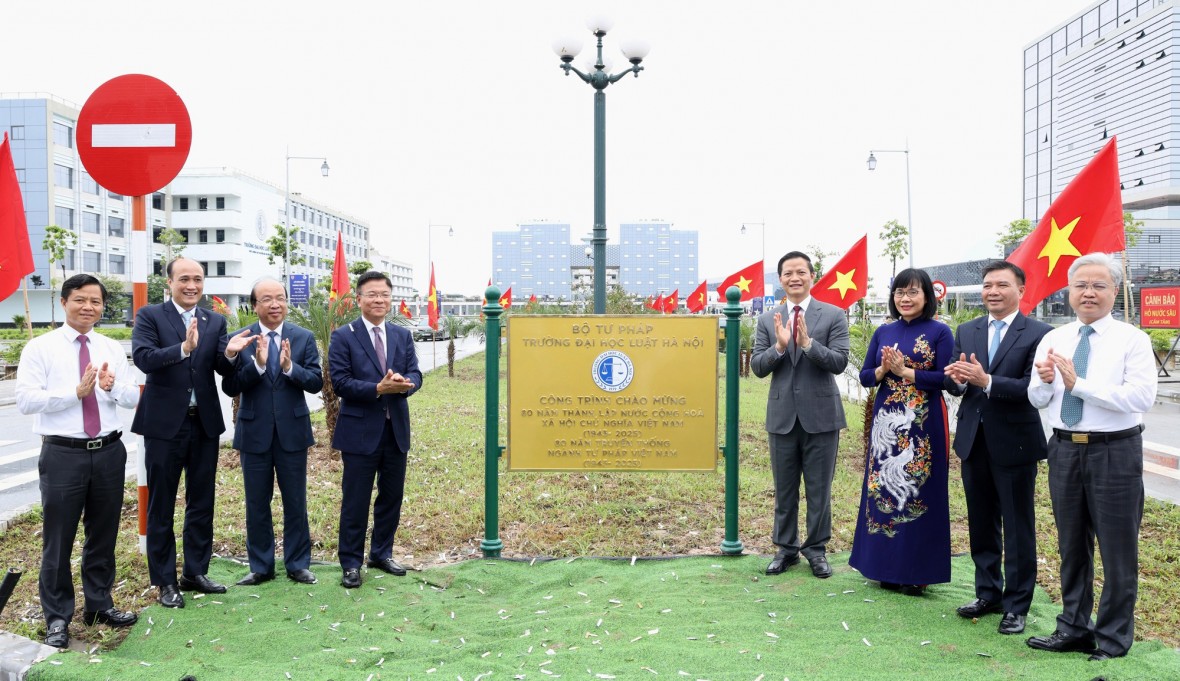 Khánh thành trường Đại học Luật Hà Nội cơ sở 2 tại Bắc Ninh