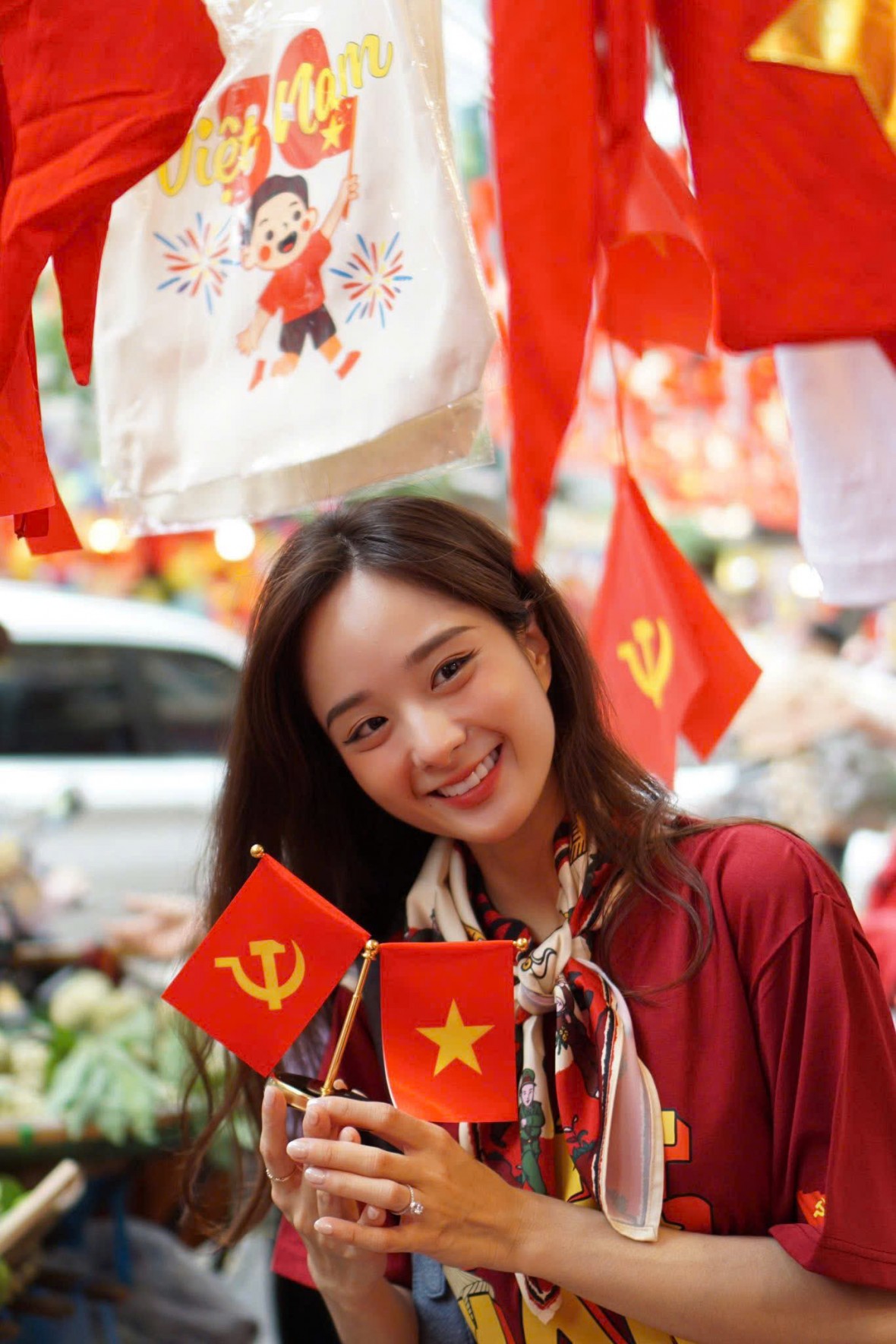 Không khí mừng Quốc khánh 2/9 lan tỏa khắp phố phường Hà Nội Không khí mừng Quốc khánh 2/9 lan tỏa khắp phố phường Hà Nội