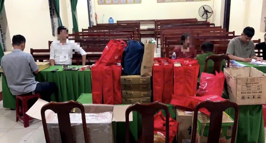 Đắk Lắk: Nam thanh niên mở nhiều hội thảo để bán hàng không rõ nguồn gốc