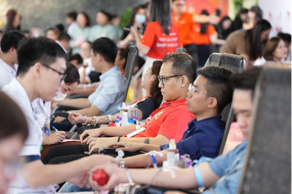 Hàng trăm người đăng ký tham gia - con số biết nói về sức mạnh lan tỏa của lòng nhân ái.