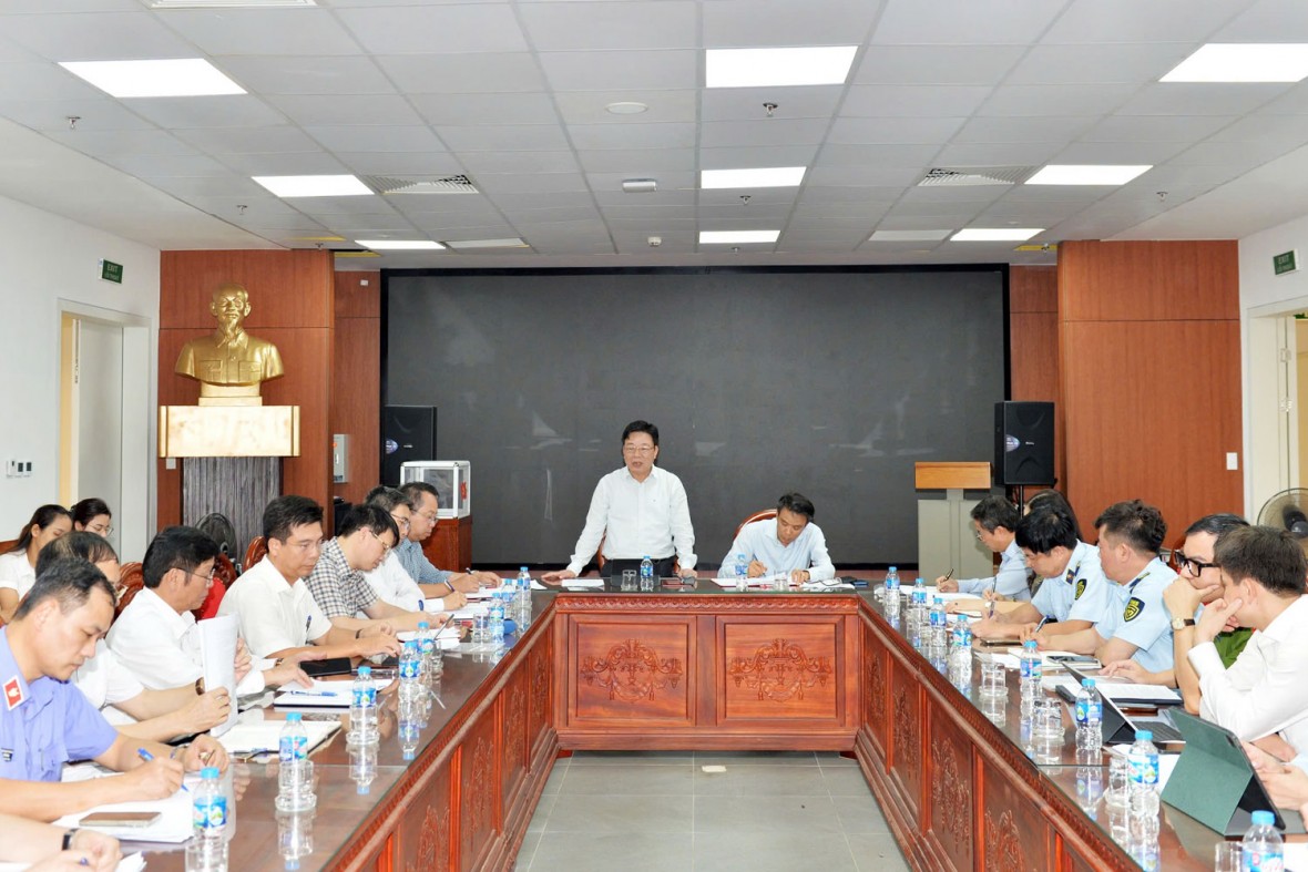 Phó Chủ tịch HĐND thành phố Nguyễn Khắc Toản phát biểu tại cuộc làm việc. (Ảnh: haiphong.gov.vn)