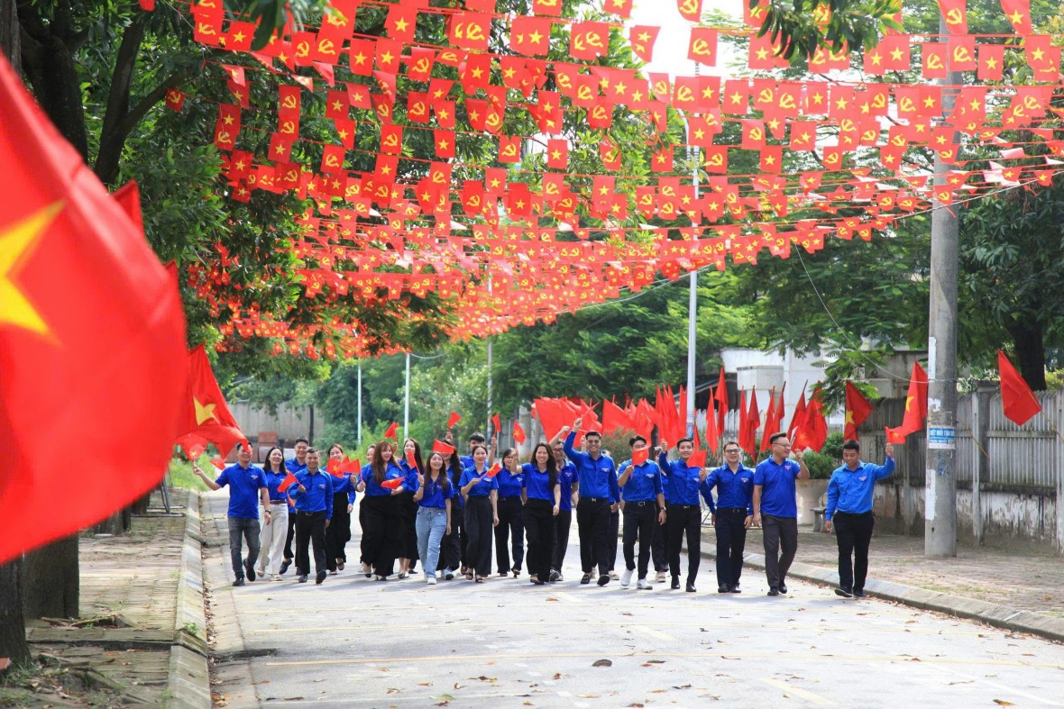 “Tự hào Việt Nam” - lời khẳng định để thế hệ trẻ tiếp bước, cống hiến “Tự hào Việt Nam” - lời khẳng định để thế hệ trẻ tiếp bước, cống hiến