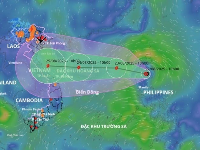 Bão số 5 di chuyển nhanh và ảnh hưởng đến nhiều khu vực từ Thanh Hóa đến Huế.