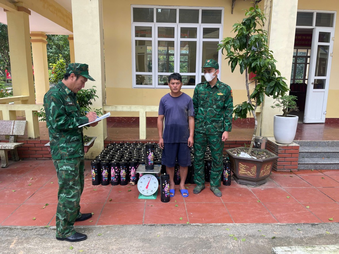 Quảng Ninh: Liên tiếp phát hiện hai vụ vận chuyển khí cười