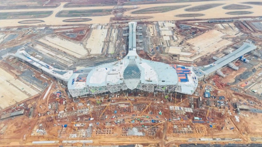 Thủ tướng biểu dương các chủ đầu tư, nhà thầu và đơn vị tư vấn tại các dự án trọng điểm quốc gia