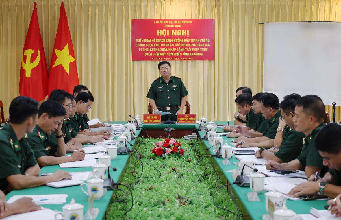 BĐBP tỉnh An Giang quyết liệt chống buôn lậu, xuất nhập cảnh trái phép BĐBP tỉnh An Giang quyết liệt chống buôn lậu, xuất nhập cảnh trái phép