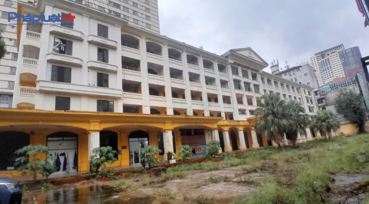 Cận cảnh khách sạn bỏ hoang nhiều năm sắp phá dỡ để xây cao ốc 2.400 tỷ đồng