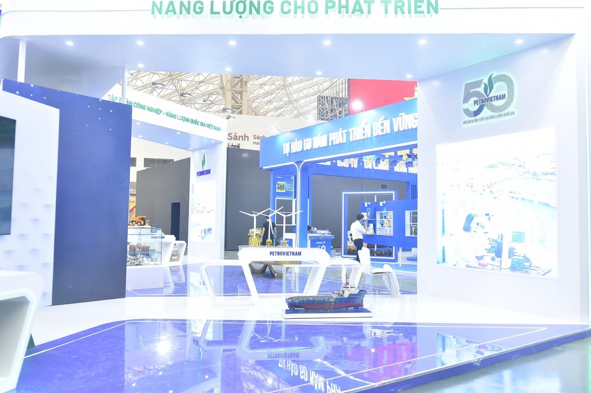 Sẵn sàng cho ngày khai mạc Triển lãm thành tựu Đất nước