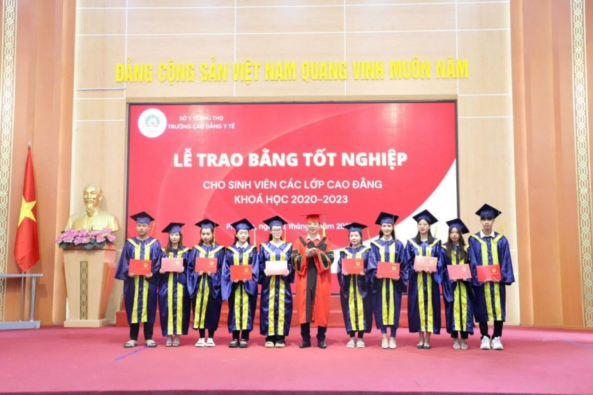 Trường Cao đẳng Y tế Phú Thọ thông báo tuyển sinh năm 2025