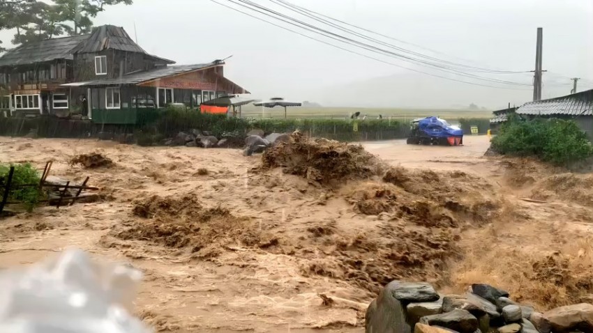 Hoàn lưu bão Kajiki khiến 708 ngôi nhà ở Lào Cai hư hỏng, sập đổ