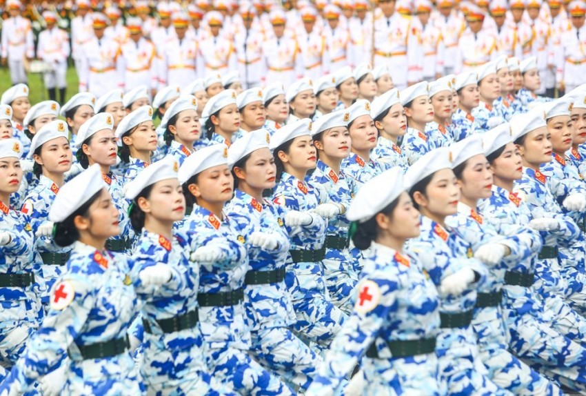 Những số điện thoại cần lưu ý khi đi xem diễu binh kỷ niệm Đại lễ 2/9