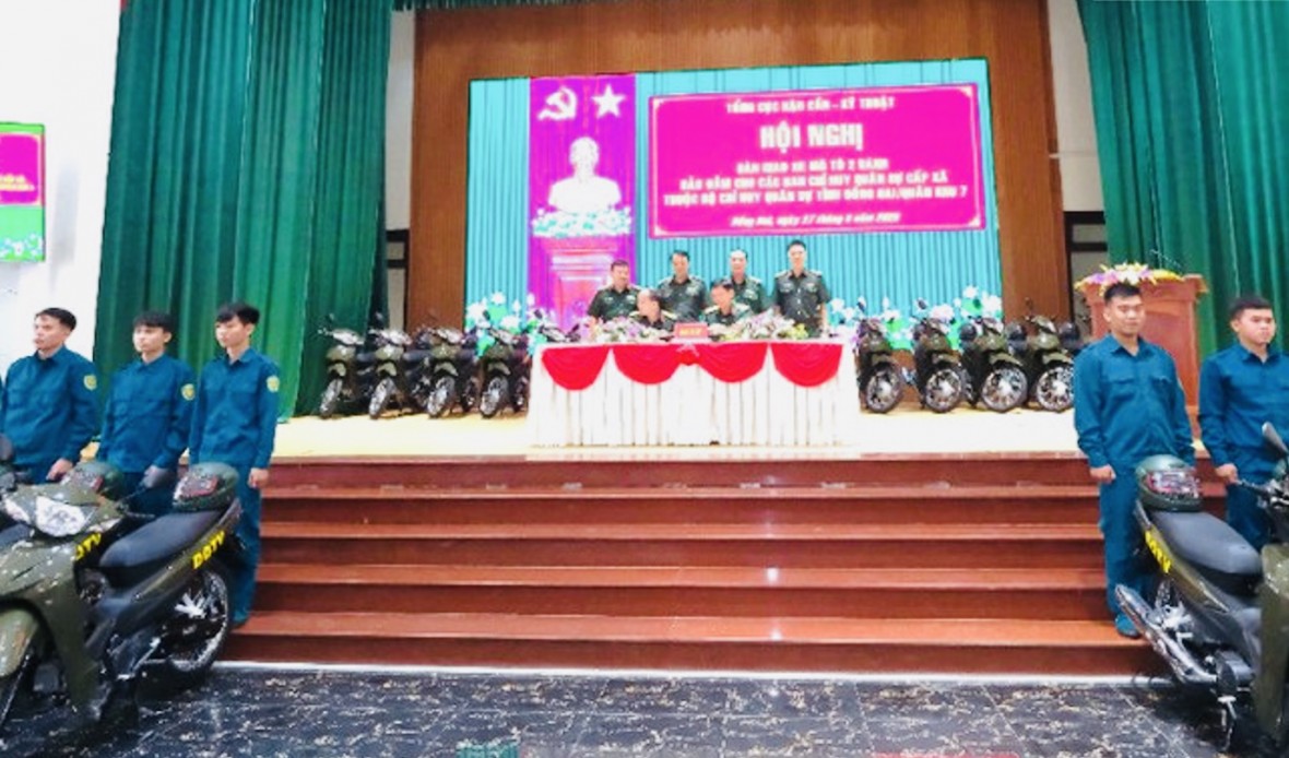 Đồng Nai trang bị 190 xe mô tô cho Ban Chỉ huy quân sự cấp xã